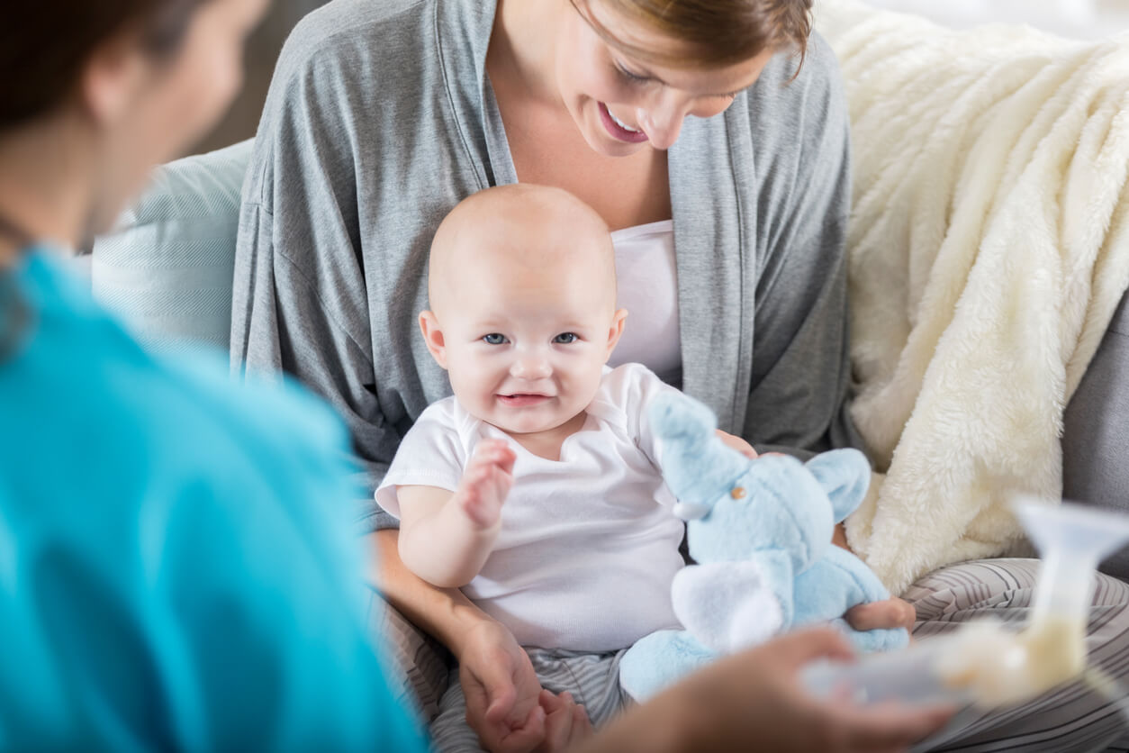 10 breastfeeding questions answered by a lactation expert